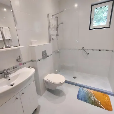 White House Krapets Feriehus *